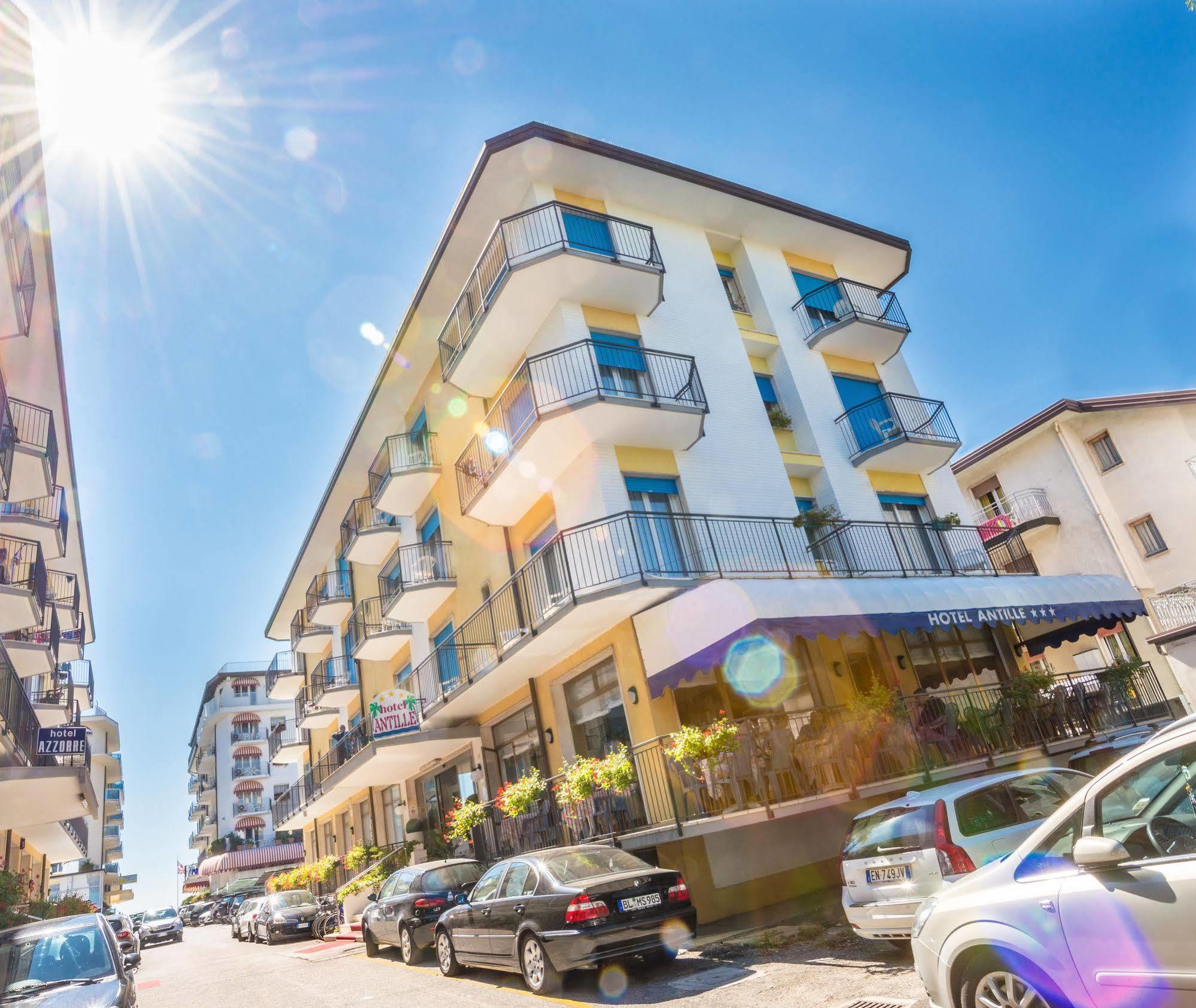 Hotel Azzorre Lido di Jesolo Exterior photo